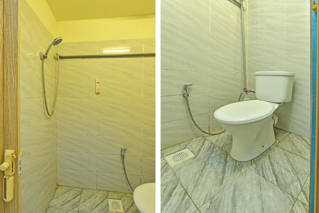 F Hotel Sungai Dua Bukit Esterno foto