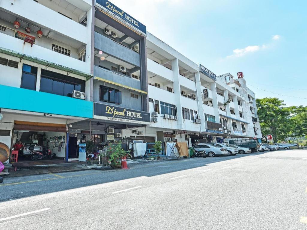 F Hotel Sungai Dua Bukit Esterno foto