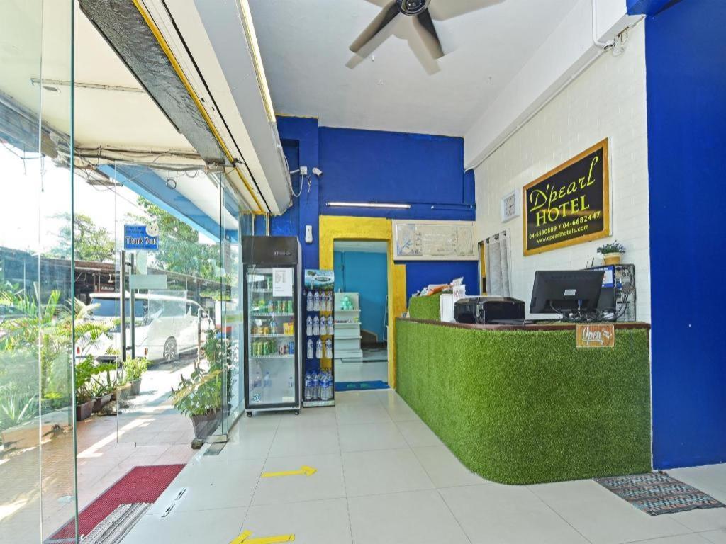 F Hotel Sungai Dua Bukit Esterno foto
